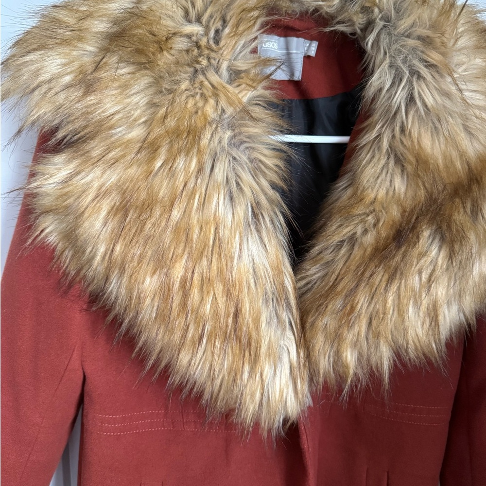 ASOS Rust Teddy Jacket with Faux Fur Collar size 6. - Picture 3 of 6